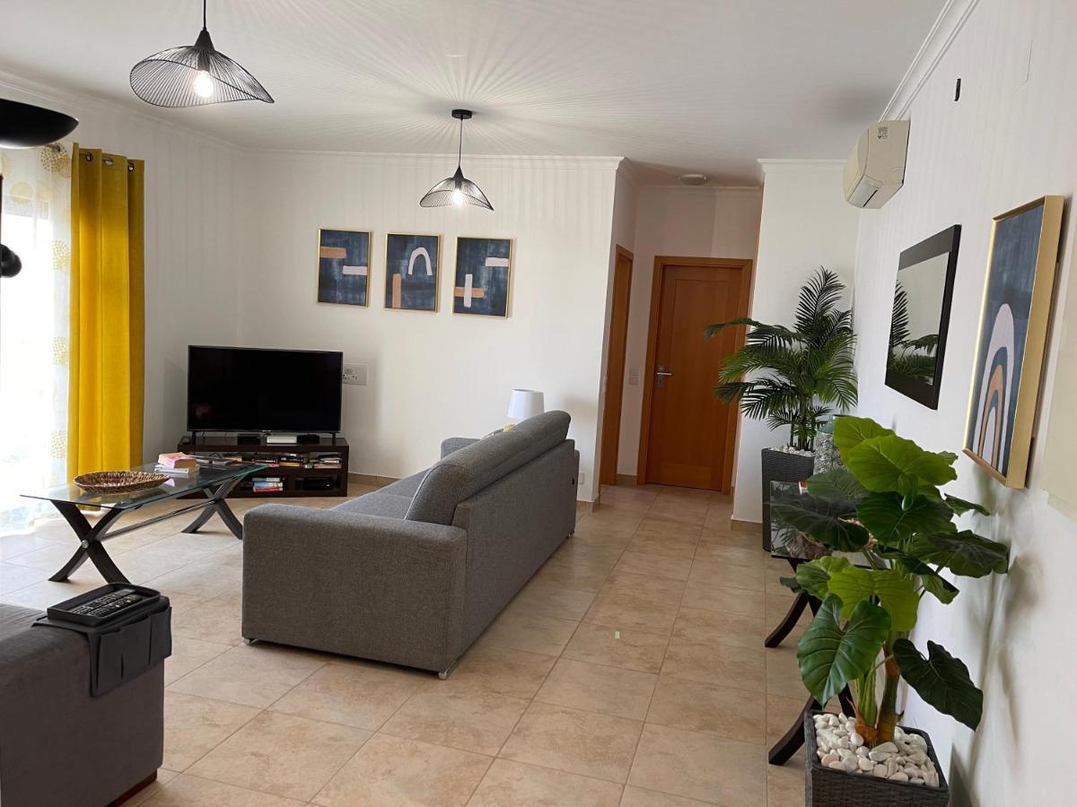 Lucas House 3 - Garden Apartment 拉哥斯 外观 照片